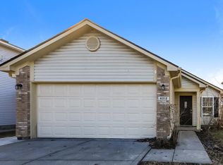4312 Village Trace Dr, Indianapolis, IN 46254