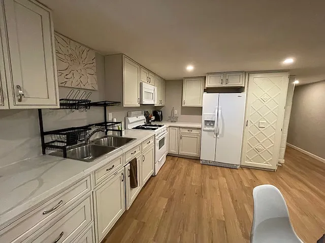 1320 W Roosevelt St — Photo 4