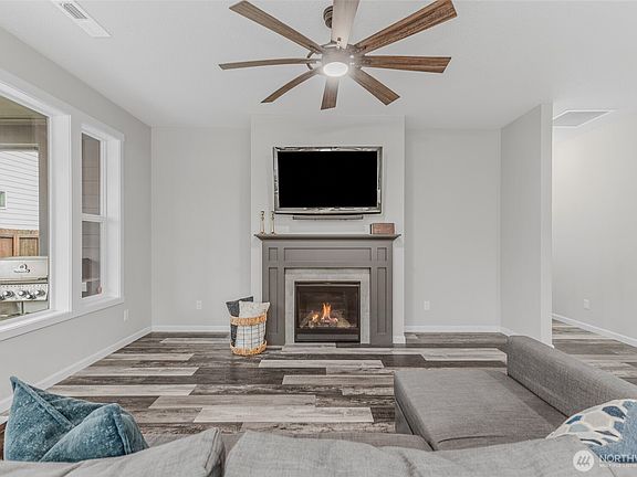 4th image of 10215 NE 104th Street