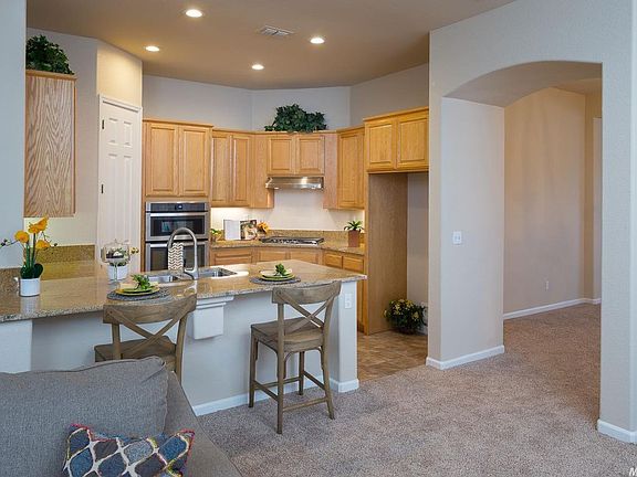 5th image of 4049 Lochaber Dr