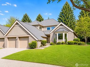 1748 Bellevue Way NE #1, Bellevue, WA 98004