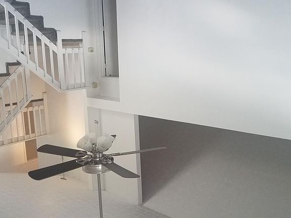 3rd image of 3418 Island Dr