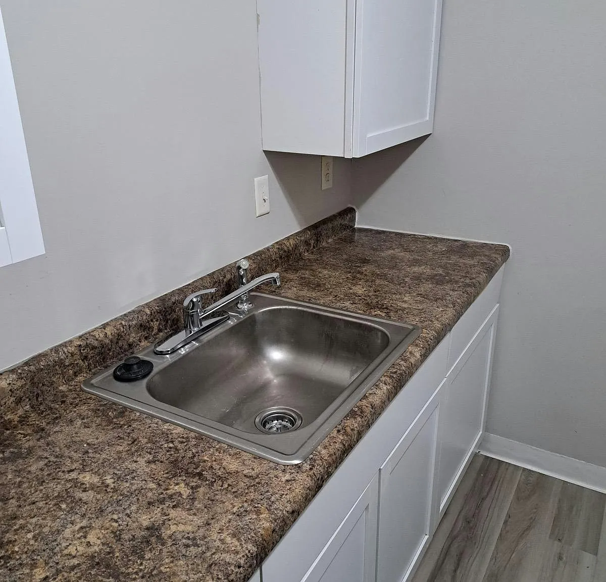 29 South Bradley Avenue — Photo 4