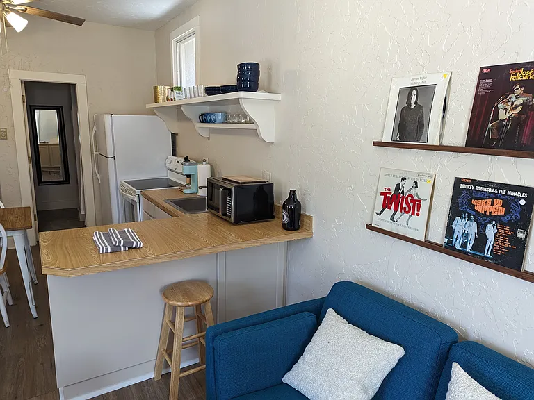 39B Ok St #4 — Photo 9