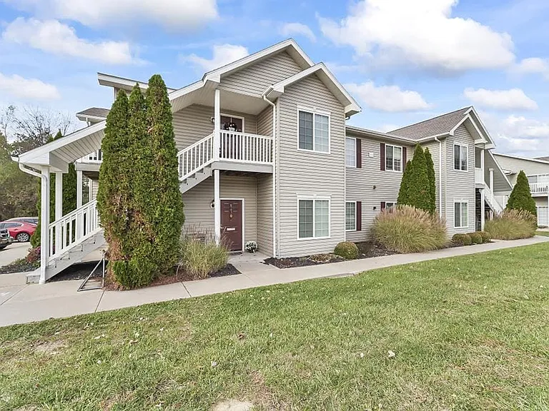 1303 Black Diamond Dr — Photo 25
