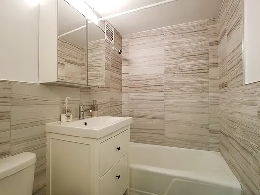 Rented by Corcoran | media 26