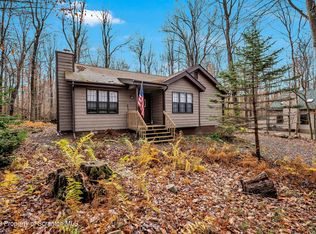 9 Fawn Ct, Gouldsboro, PA 18424
