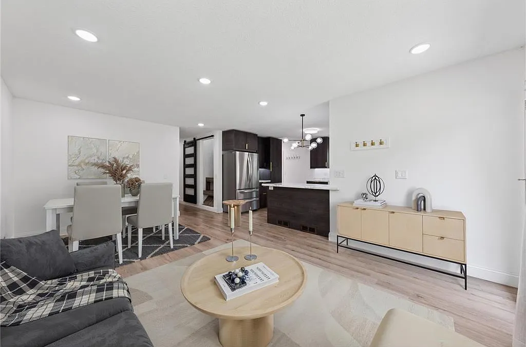 4 Bedroom Single Family Home — Photo 2