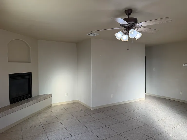 3501 Paroquia St — Photo 10