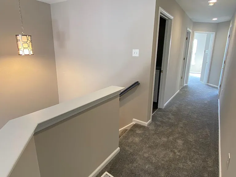 105 Hearthstone Ln — Photo 14