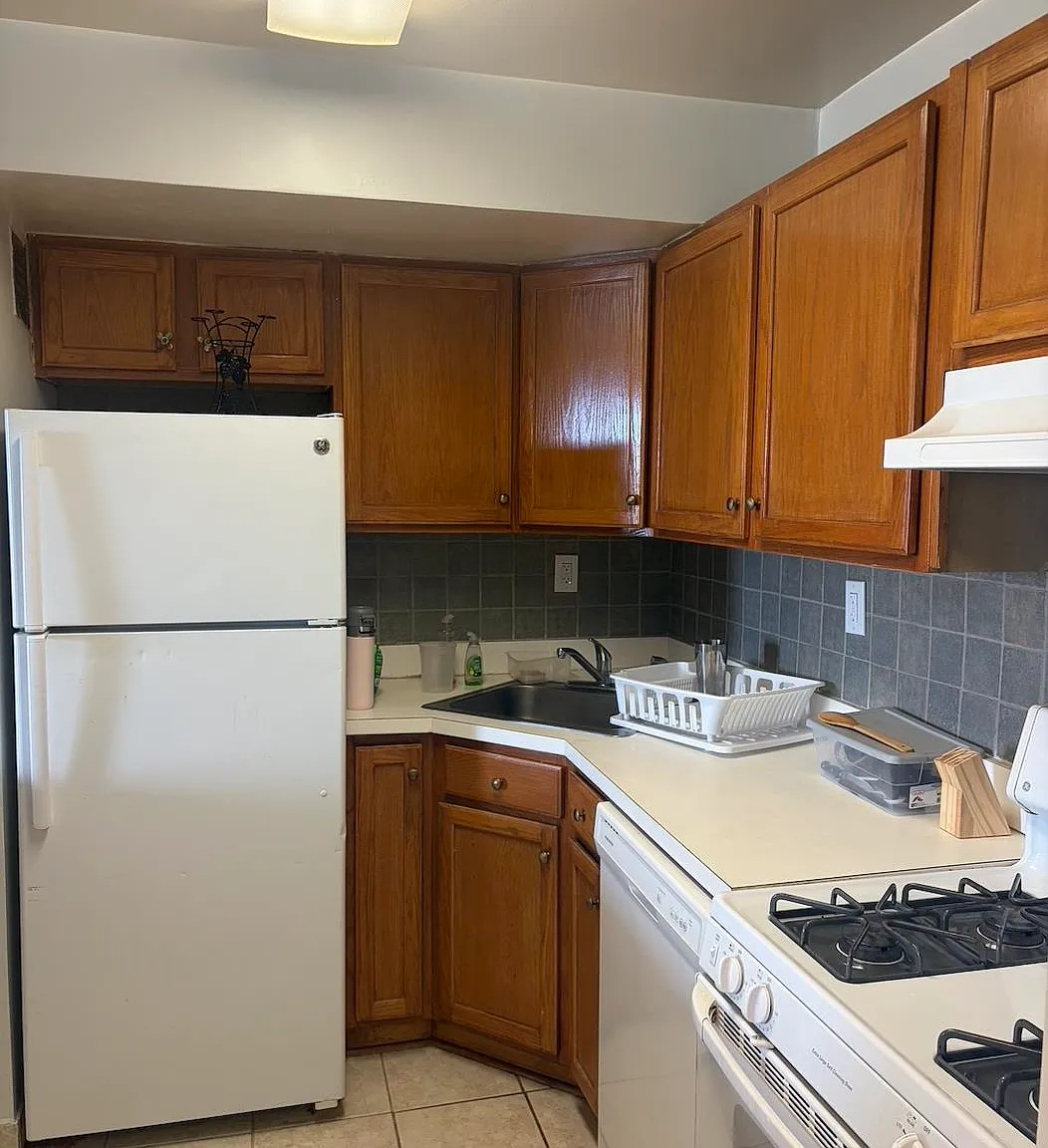 1 bed, 1.0 bath, $1,950 — Photo 4