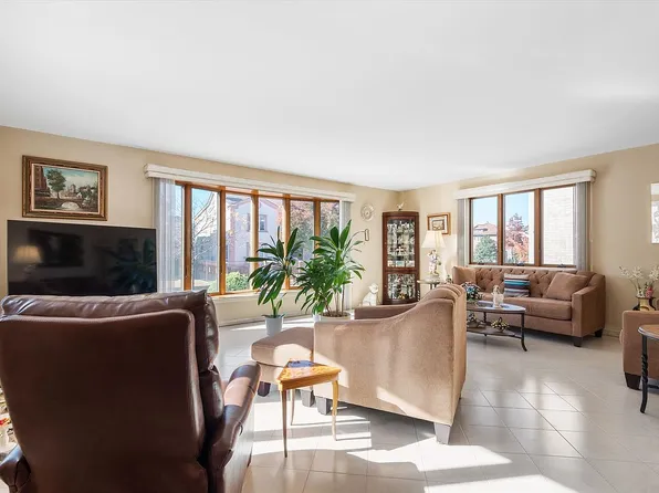 159 Hastings St, Brooklyn, NY 11235