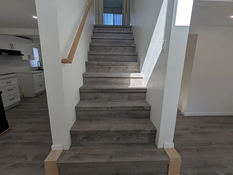 1420 Summers Ln — Photo 9