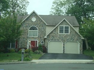 307 Shelly Dr, Reading, PA 19608