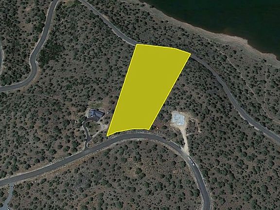 2nd image of 2885 E Overlook Dr