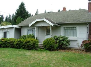 8407 Cason Rd, Gladstone, OR 97027