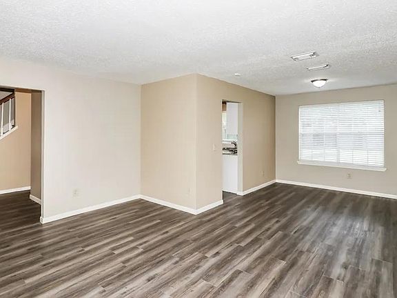 4th image of 16010 Sweetwater Creek Dr #1