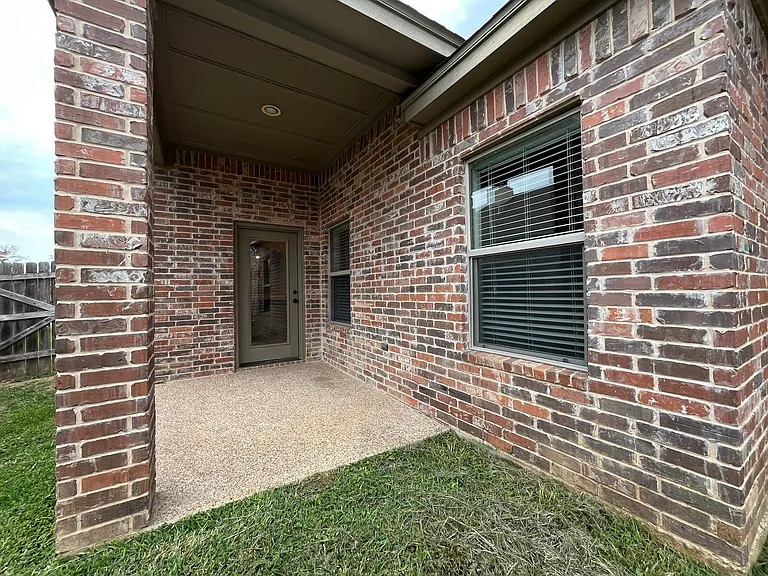 3124 Silver Saddle Dr — Photo 23