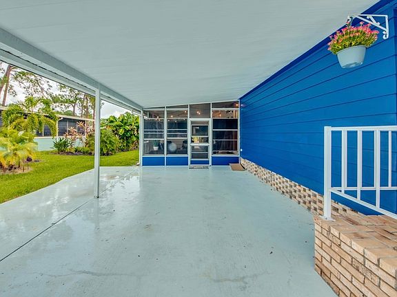3rd image of 10680 Lakewood Shores Cir