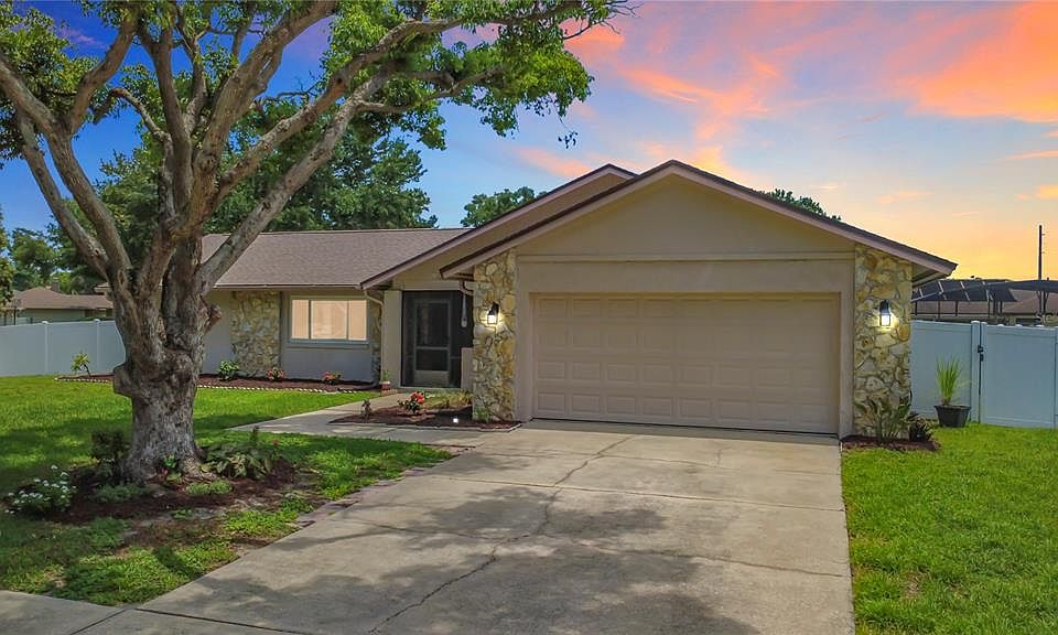 1st image of 8654 ALEGRE CIRCLE