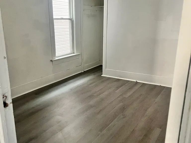 839 E 26th St #2 — Photo 20