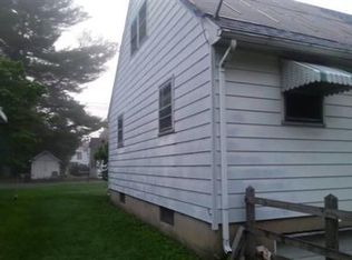 907 Edgewood Rd, Riegelsville, PA 18077