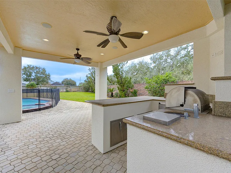 1502 Ashbury Park Ln — Photo 8