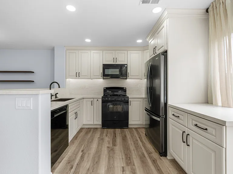 12994 Carmel Creek Rd #169 — Photo 11