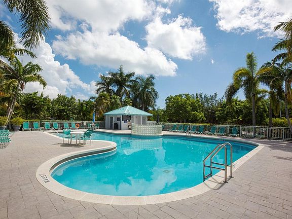 2nd image of 3635 Seaside Dr APT 402