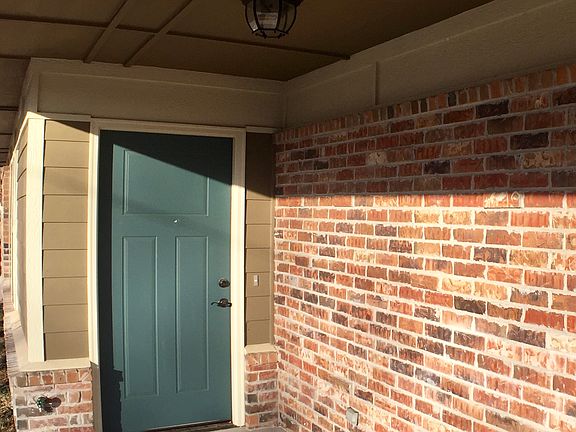 Exterior - Front door