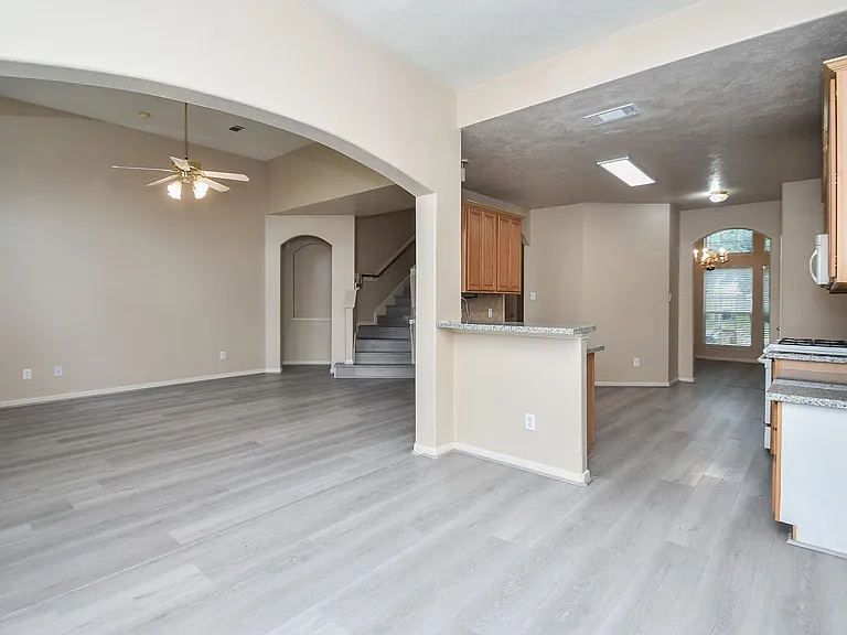15114 Snow Hill Ct — Photo 10