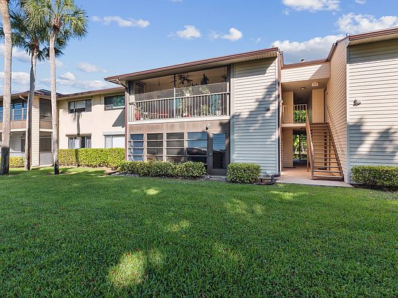 2nd image of 15492 Lakes Of Delray Boulevard #204