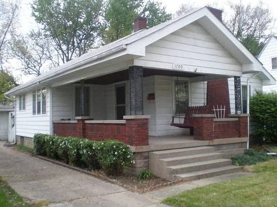 1700 Winton Ave photo 1