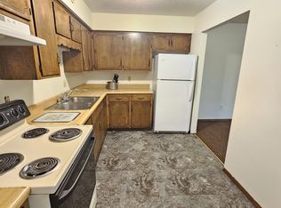 301 W 15th St #D6, Rock Falls, IL 61071