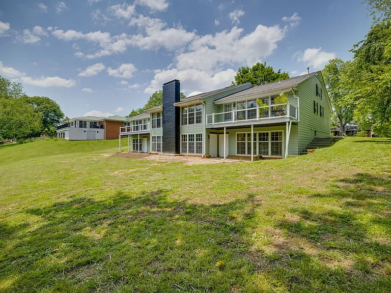 1314 Woodland Ave — Photo 5
