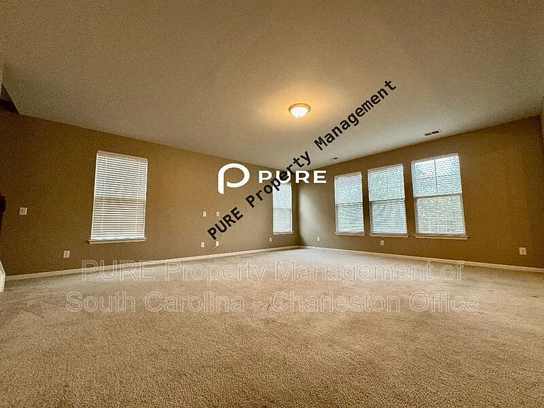 154 Hickory Ridge Way — Photo 8