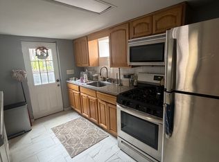 77 Bainton St #1B, Yonkers, NY 10704