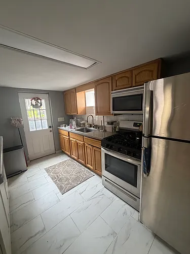 77 Bainton St #1B Photo 1 77 Bainton St #1B Photo 1