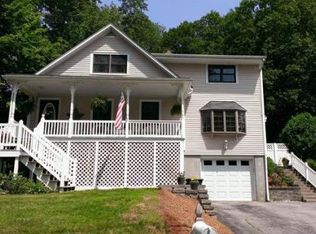 753 Dennison Dr, Southbridge, MA 01550