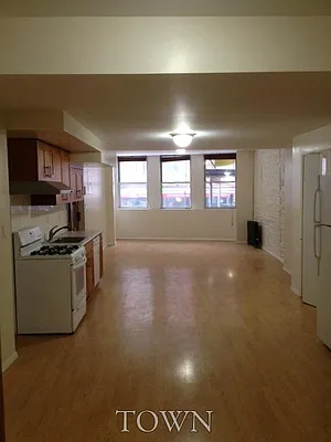 Rented by Town Residential | media 6