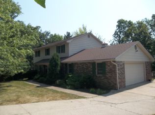 329 Eastland Dr, Jefferson City, MO 65101