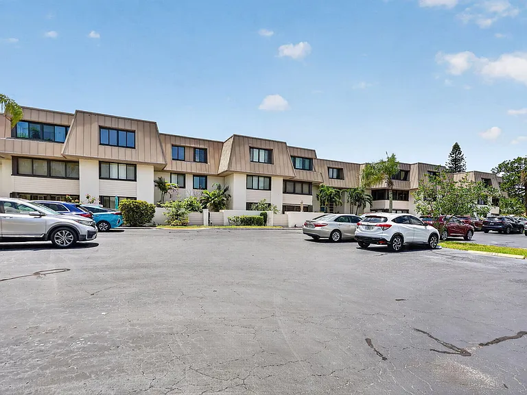 1800 SE Saint Lucie Blvd #11-203 — Photo 5