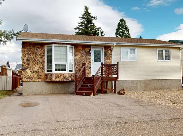 108 Griffin Street, Maple Creek, SK S0N 1N0
