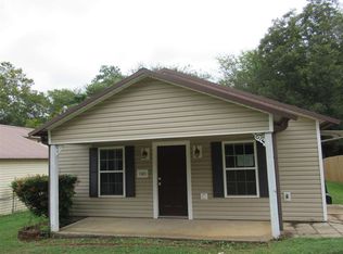 1320 N 10th St, Longview, TX 75601