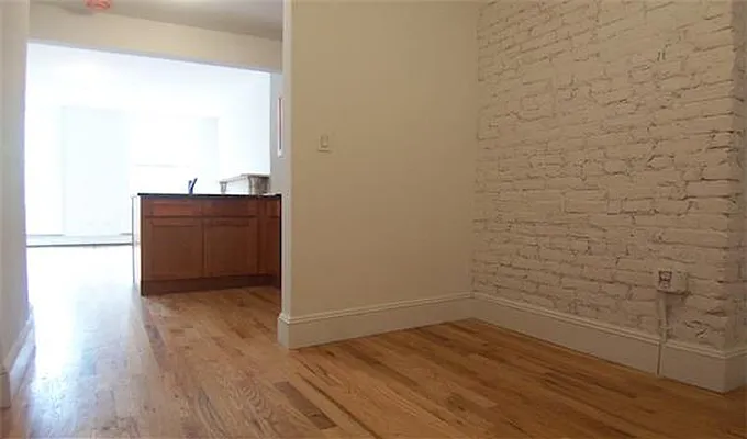Rented by Maz Group NY | media 35