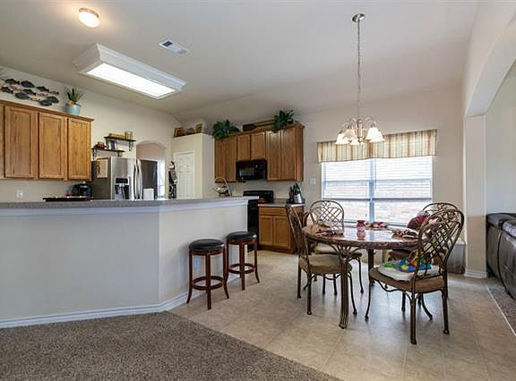 4th image of 1726 White Mountain Way
