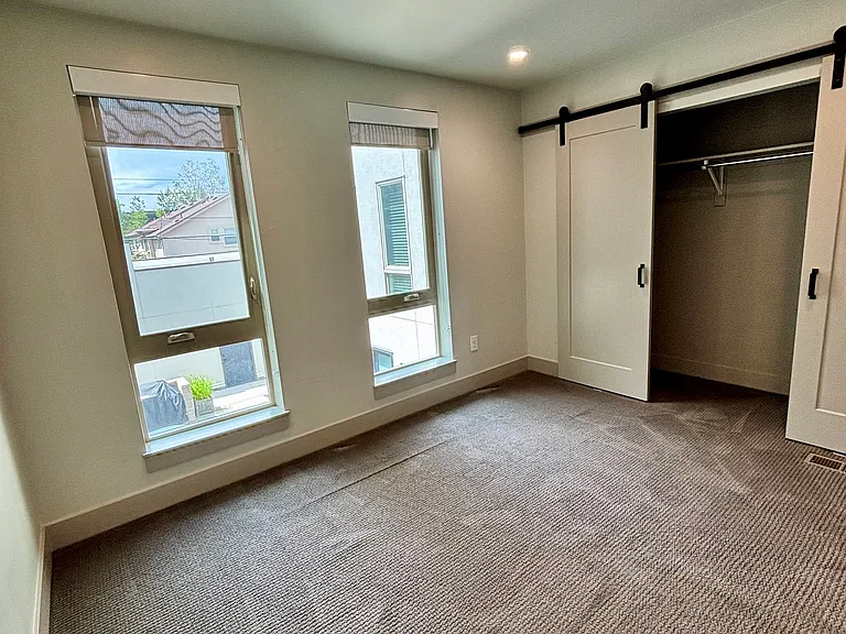 1st bedroom