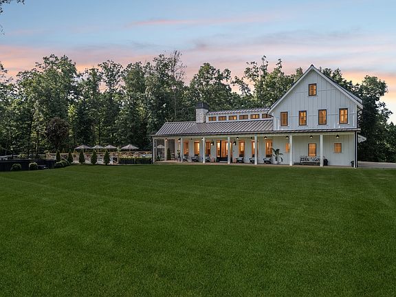 2nd image of 5532 Pinewood Rd