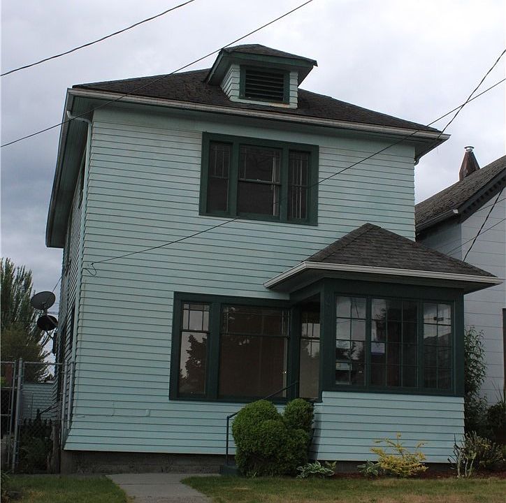 1st image of 1039 5th St #B