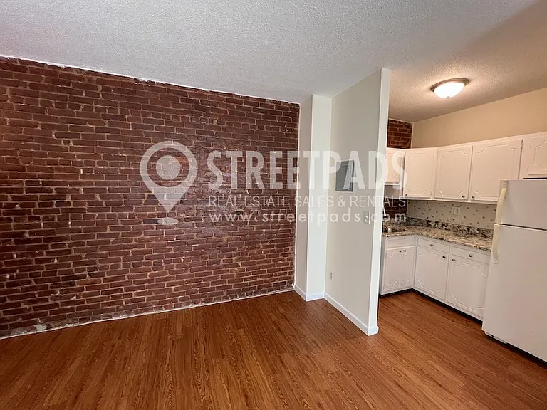 50 S Huntington Ave #23 — Photo 3